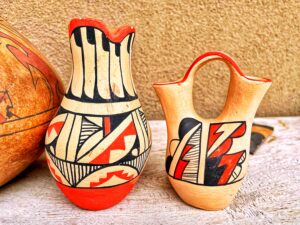 Pueblo Pottery black-on-black ware Maria Martinez San Ildefonso Pueblo New Mexico